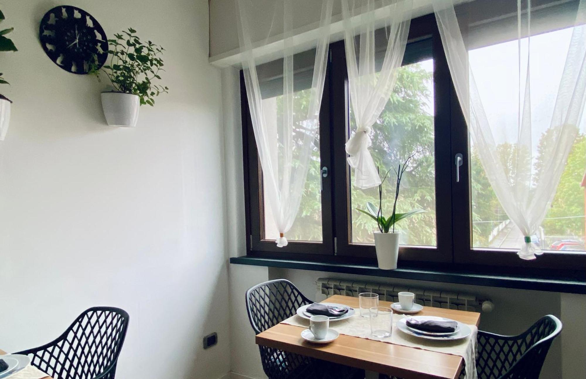 The Luxory Cat Bed & Breakfast Milan Exterior photo