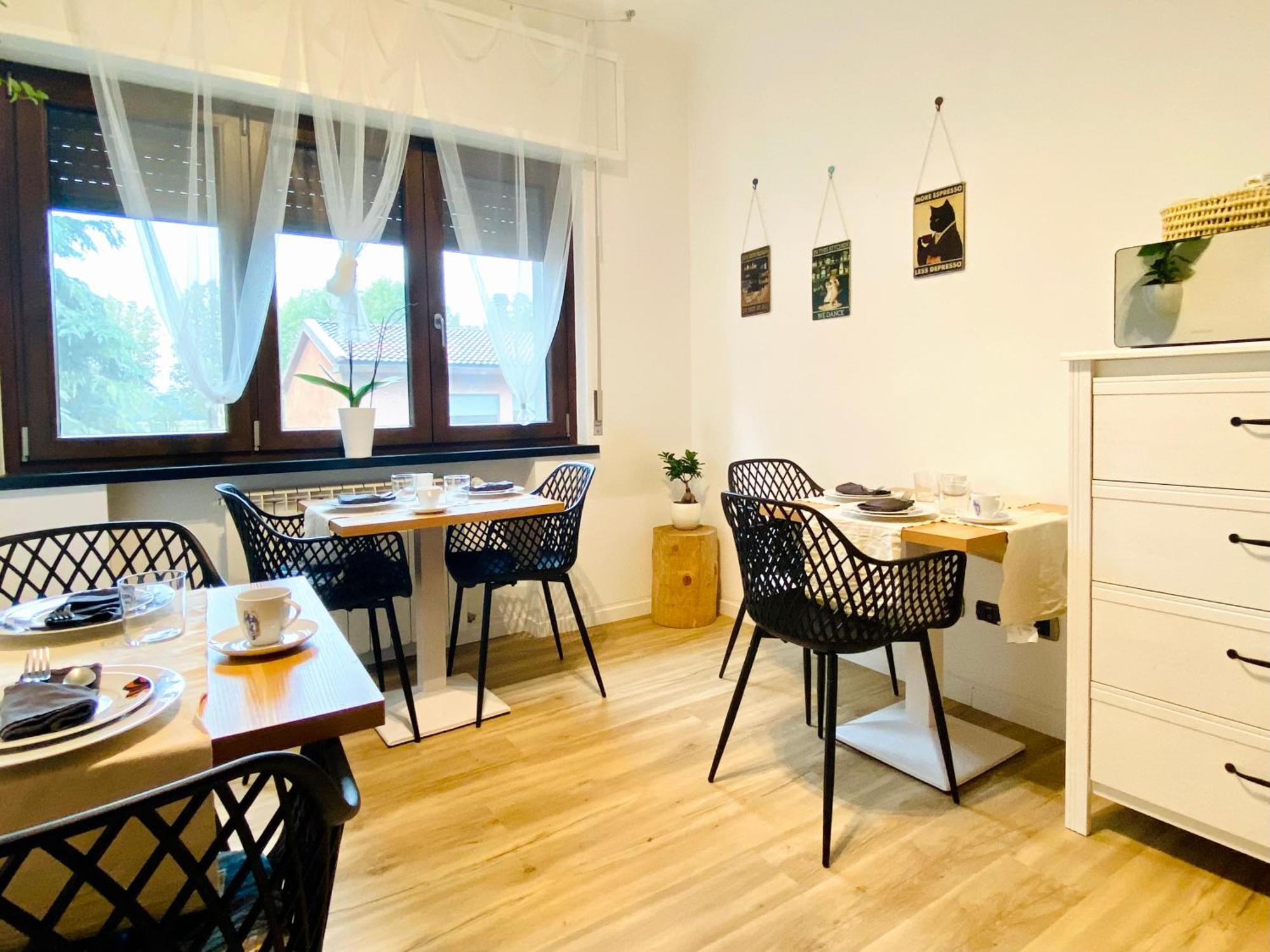The Luxory Cat Bed & Breakfast Milan Exterior photo